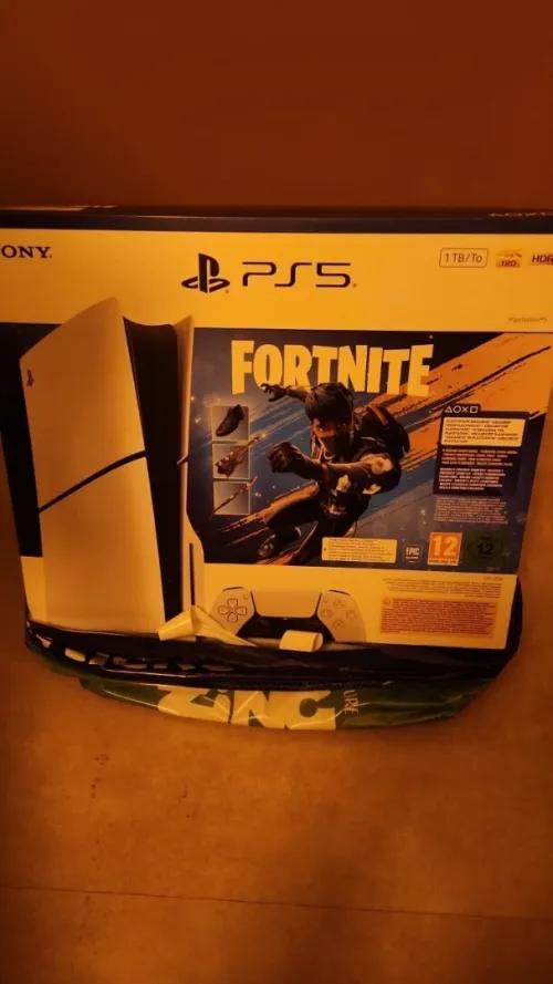 PS5 edition fortnite jamais utilisé