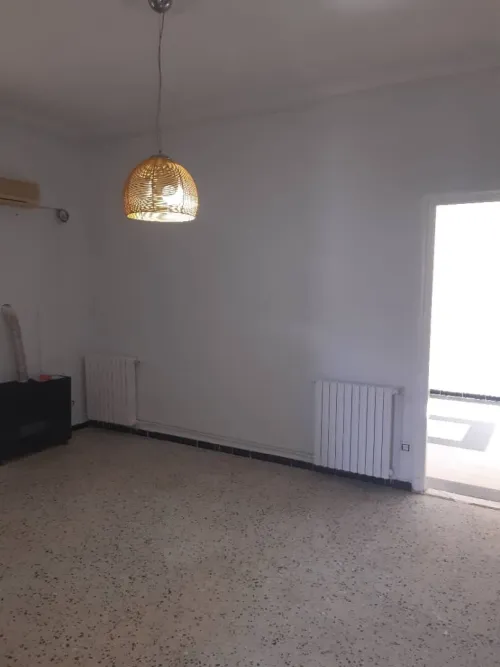 Location Appartement Niveau de villa F3 Alger Cheraga