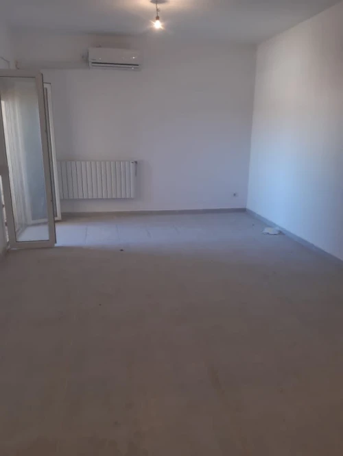 Location Appartement F4 Alger Souidania
