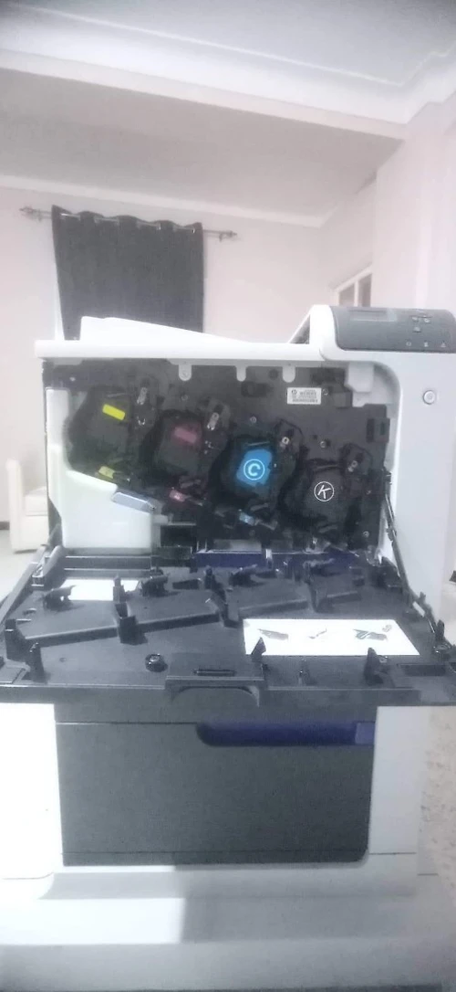 imprimante numerique HP CP4525