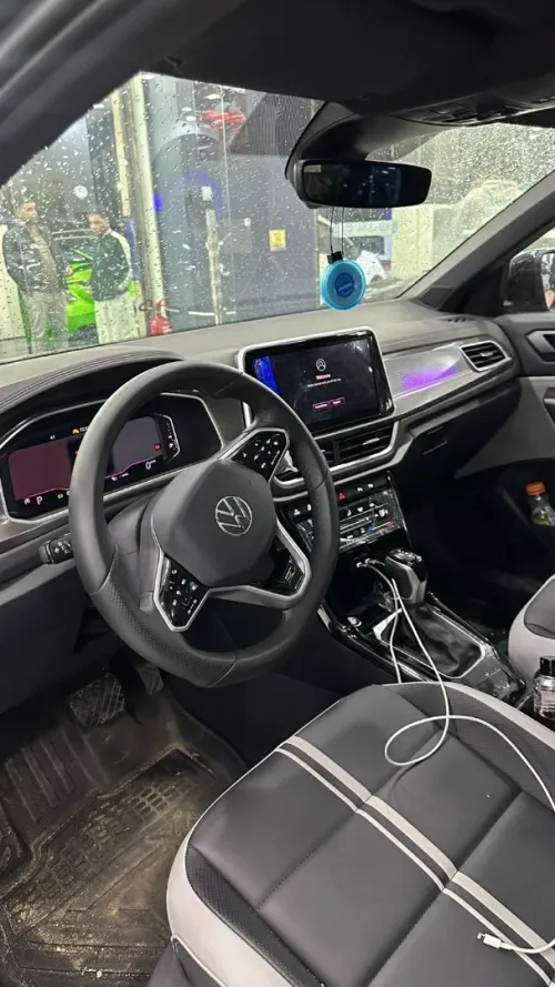 Volkswagen T-Roc 2025 R- Line Edition 