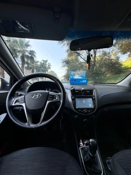 Hyundai Accent RB  4 portes 2018 Accent RB  4 portes