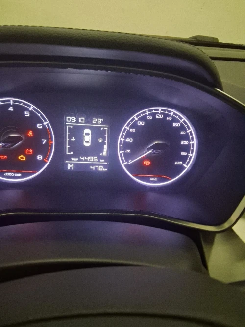 Geely Coolray 2026 