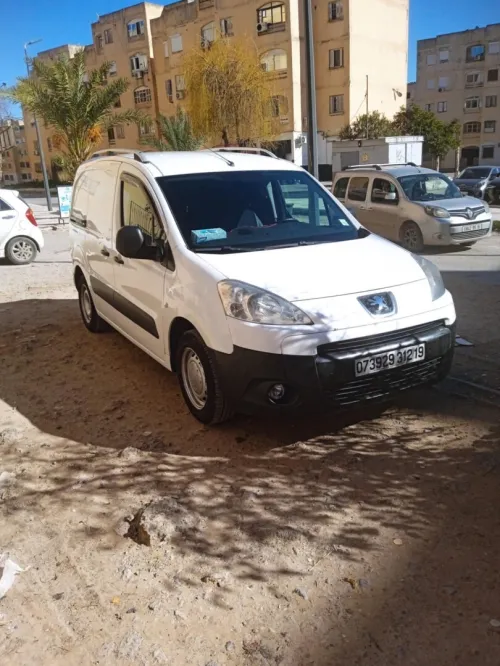 Peugeot Partner 2012 B9