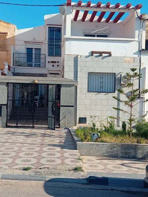 Location vacances Villa F4 Mostaganem Mostaganem