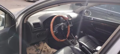 Volkswagen Golf 5 2005 Carat
