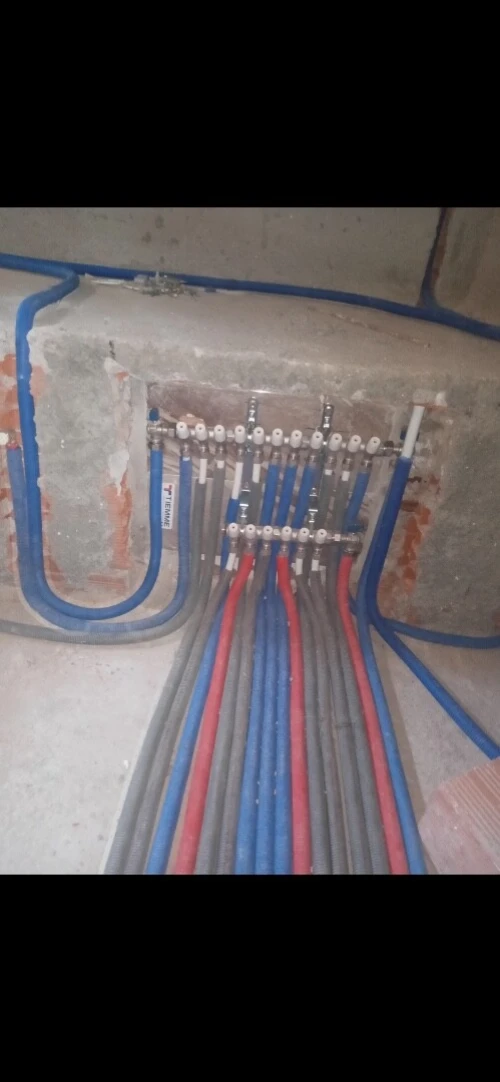 Plombier, général, plombier, chauffagiste, réparation, chaudière PVC, tous les travaux plomberie