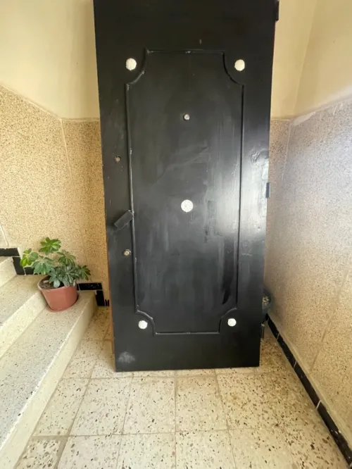 Porte métallique