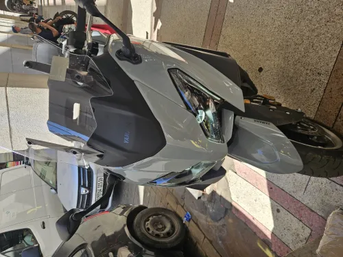 Yamaha T-Max tech-max 562 