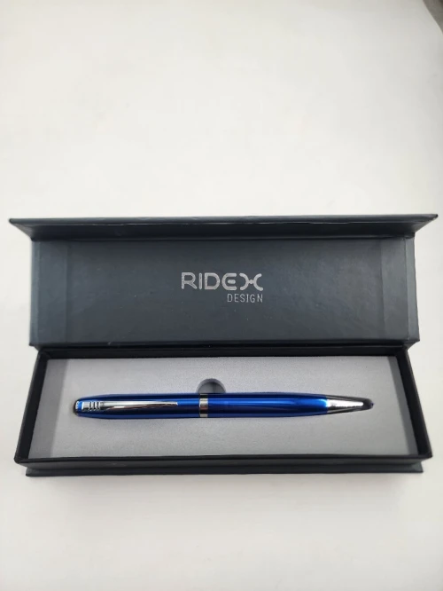 Parures stylos luxe métallique