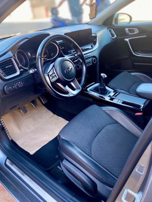 Kia X-Ceed 2021 Premuim