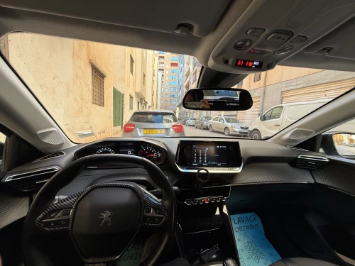 Peugeot 208 2022 Allure