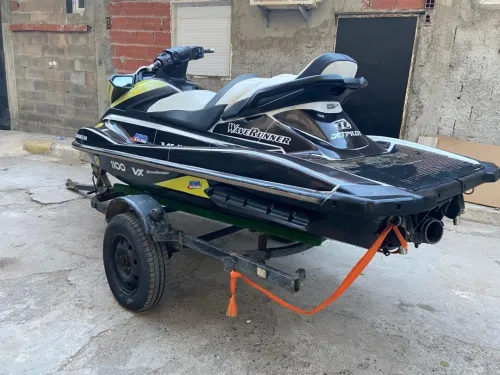 jet ski