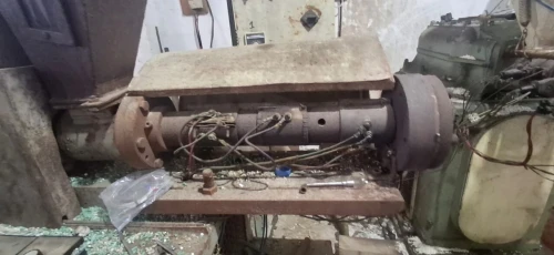 Machine extrusions doubles vices