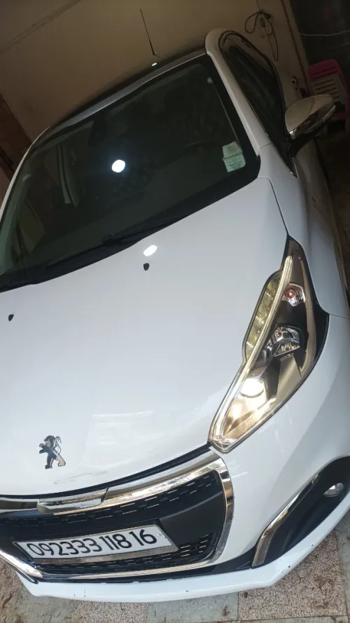 Peugeot 208 2018 Allure Facelift