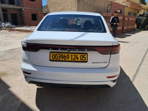 Geely Emgrand 2024 