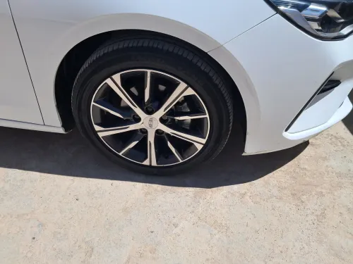 Geely Emgrand 2024 