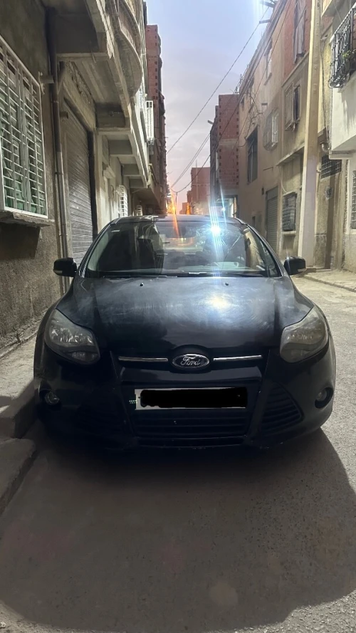 Ford Focus 5 portes 2012 Focus 5 portes