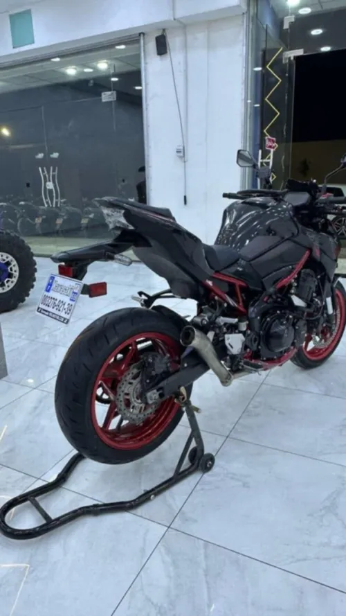 Kawasaki Z900 2021