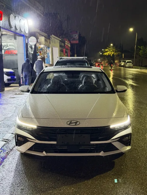 Hyundai Elantra 2025 GLX