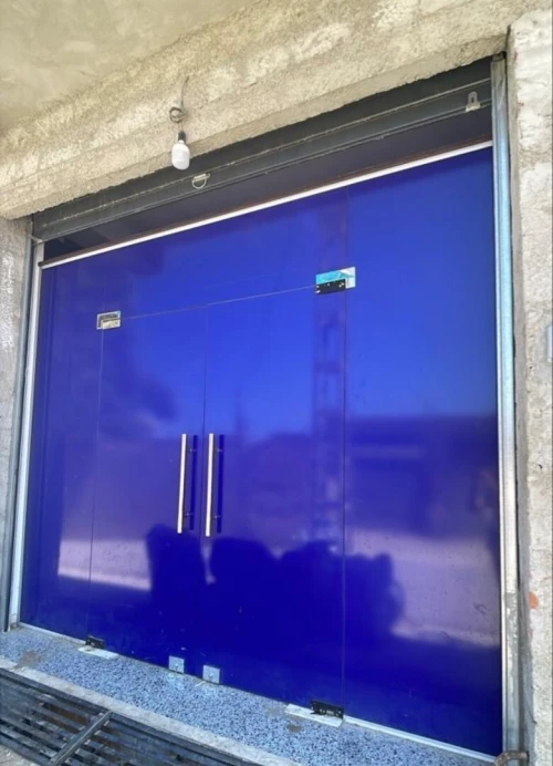 Vitrine pour magasin 