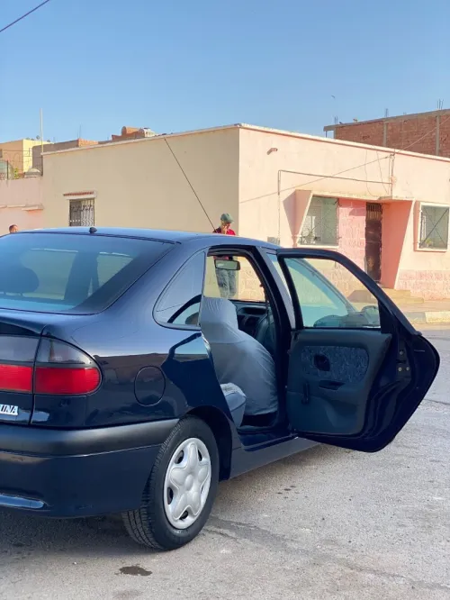Renault Laguna 1 1995 Laguna 1