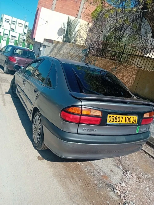 Renault Laguna 1 2000 Laguna 1