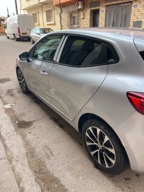Renault Clio 5 2022 Zen boite automatique