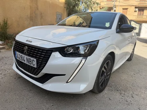 Peugeot 208 2023 E-Style