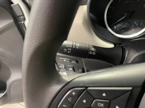 Nissan Micra 2022 Visia +