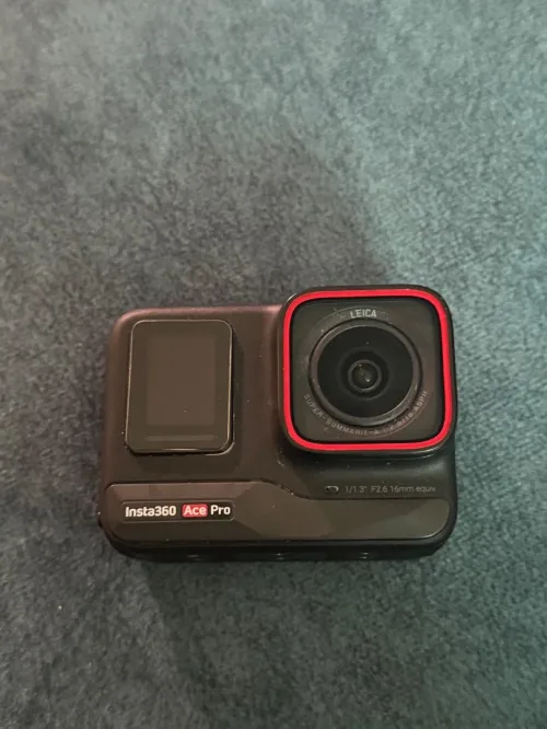 Insta 360 ace pro 
