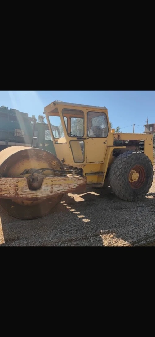 Compacteur Bomag mixte 1981