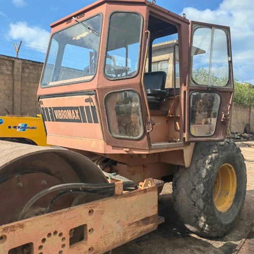 Compacteur Vibromax mixte 1990