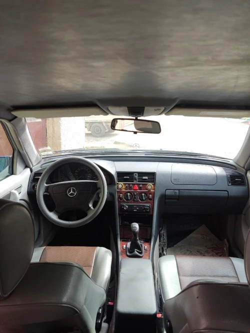 Mercedes Classe C 2000 W202 classic