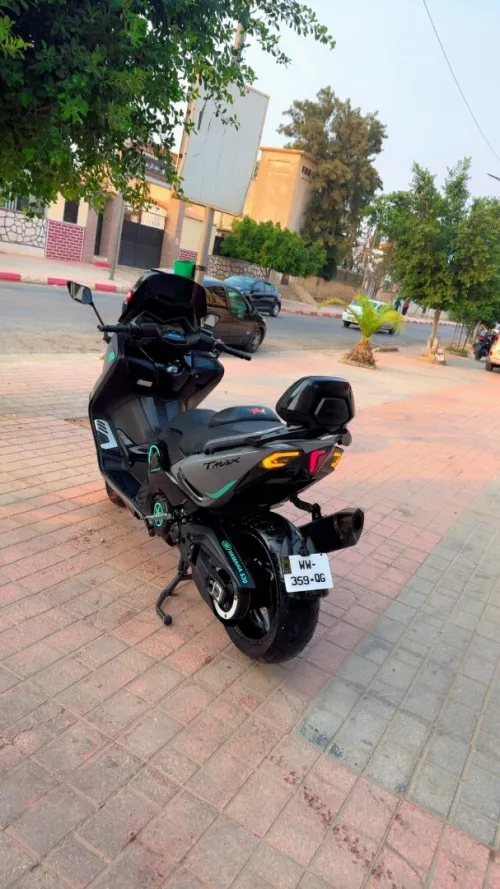 Yamaha T max 530 2016