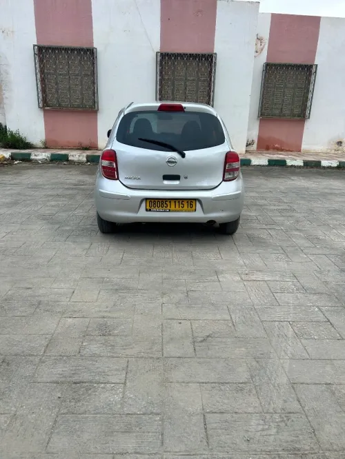 Nissan Micra 2015 Visia +