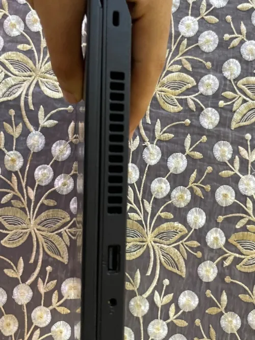Lenovo L14 ryzen 5 pro .