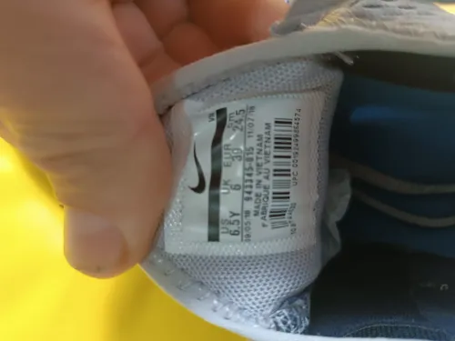 Air max 270 gs comme neuf 