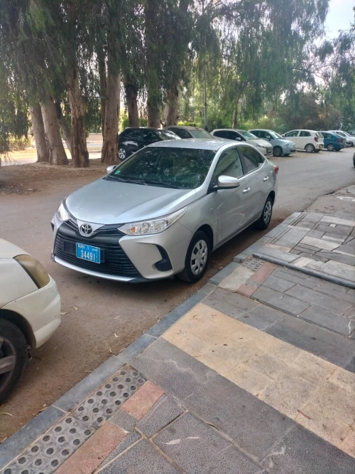 Toyota Yaris 2023 Vitres électriques climatisation