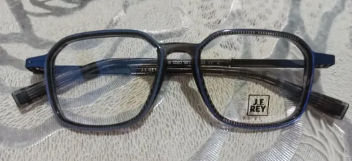 Lunettes originales francaises italiennes et japonaises de vue