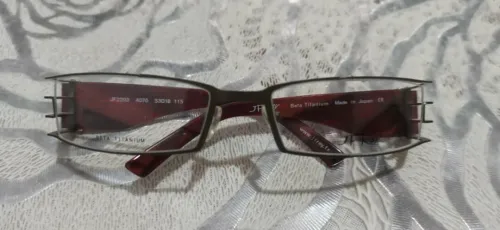 Lunettes originales francaises italiennes et japonaises de vue