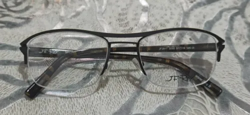 Lunettes originales francaises italiennes et japonaises de vue