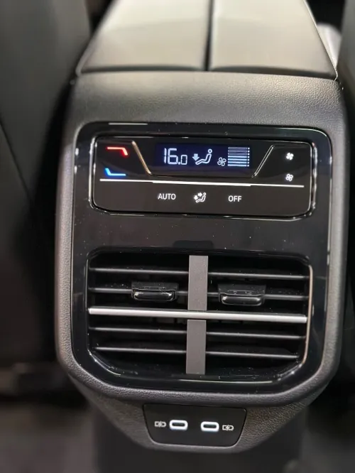 Volkswagen Passat 2025 Pro