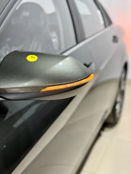 Hyundai Elantra 2025 Luxury