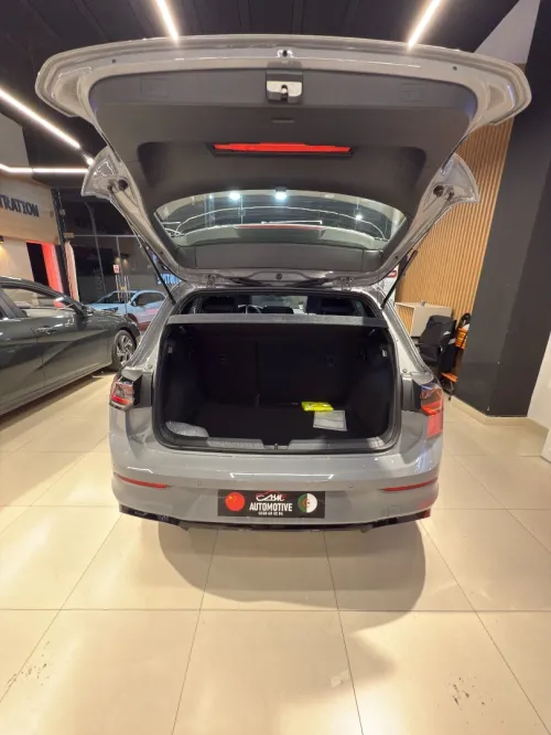 Volkswagen Golf 8 2026 R-Line