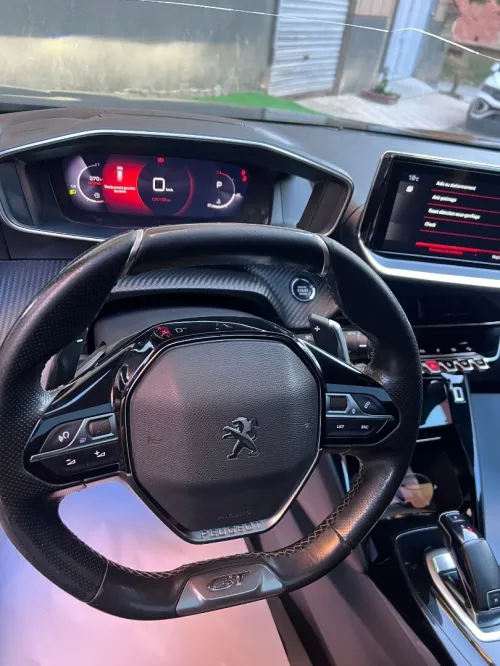 Peugeot 2008 2021 GT
