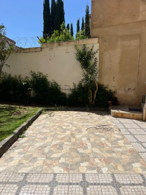 Location vacances Appartement Niveau de villa F2 Alger Dely brahim