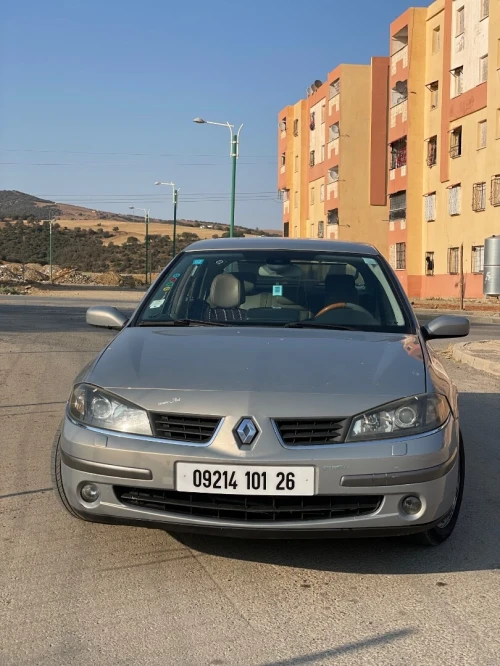 Renault Laguna 2 2001 Initial paris