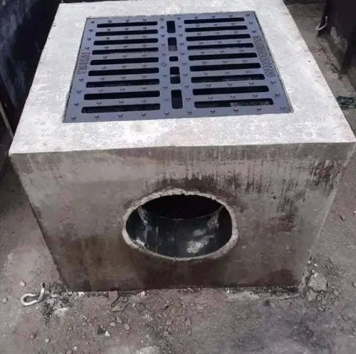 قوالب اسمنتية