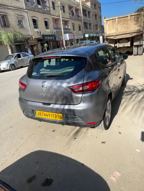 Clio 4 1.2 Clio 4 tse metour 1,2 essemce 2013 La tout